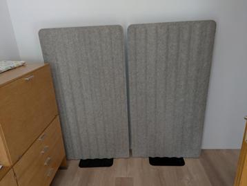 Twee vilten scheidinsgwanden van Ikea te koop beschikbaar voor biedingen