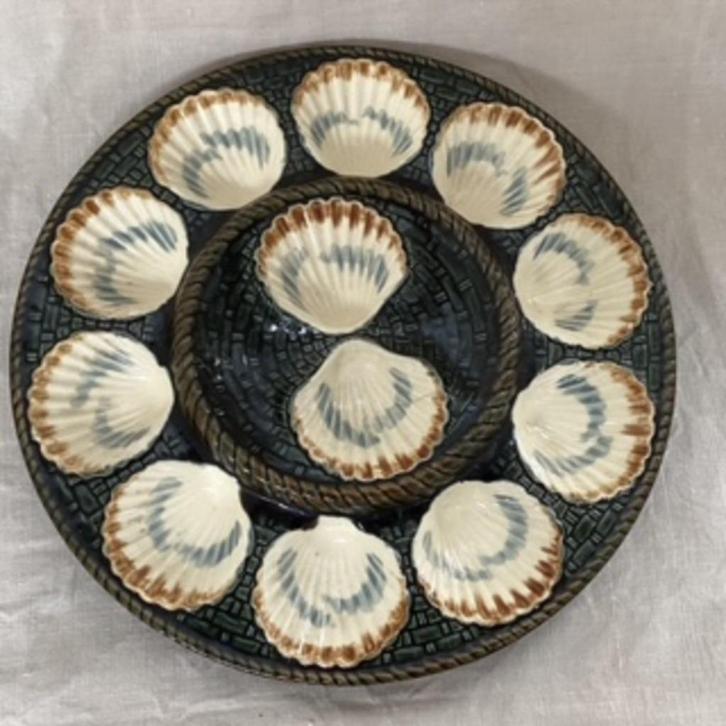 oesterschaal.  LONGCHAMP voor 12 oesters.  33 cm, Huis en Inrichting, Keuken | Servies, Zo goed als nieuw, Schaal of Schalen, Overige stijlen