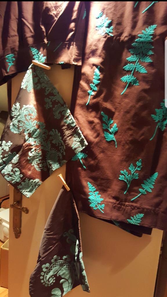 gordijnen en kussen hoesjes, Huis en Inrichting, Stoffering | Gordijnen en Lamellen, Gebruikt, 200 cm of meer, Bruin, Blauw, Ophalen