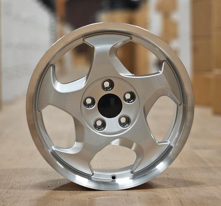 NIEUW 17" Breedset Ster velgen 5x120 Pastop BMW E36 E38 E39, Auto-onderdelen, Banden en Velgen, Velg(en), 17 inch, Personenwagen