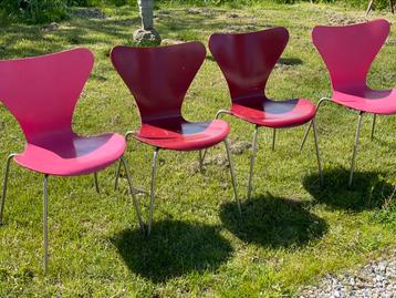 Vintage design Fritz Hansen vlinderstoelen beschikbaar voor biedingen