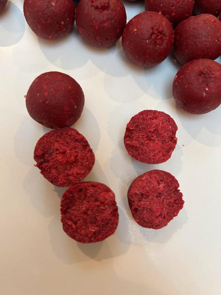 Extreem berry special boilies, Watersport en Boten, Hengelsport | Karpervissen, Zo goed als nieuw, Overige typen, Ophalen of Verzenden