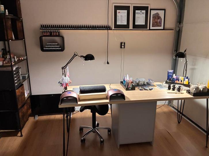 Pro GS Nagelstyliste tafel, Sieraden, Tassen en Uiterlijk, Uiterlijk | Cosmetica en Make-up, Zo goed als nieuw, Handen en Nagels