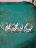 borrelglaasjes op voet kristal glas vier stuks, Verzamelen, Glas en Borrelglaasjes, Ophalen of Verzenden
