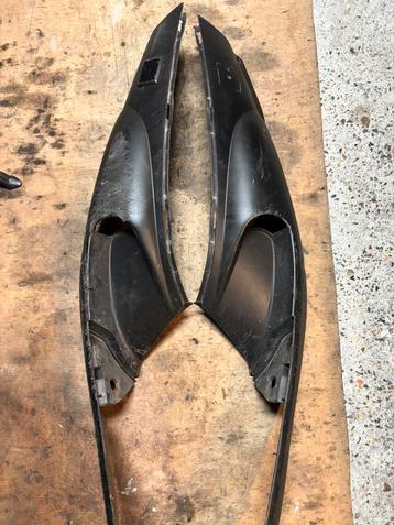 Piaggio Zip Type 1/2/3 SP98 Zijkappen beschikbaar voor biedingen