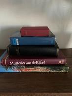 VERSCHILLENDE BIJBELS, Ophalen of Verzenden, Gelezen