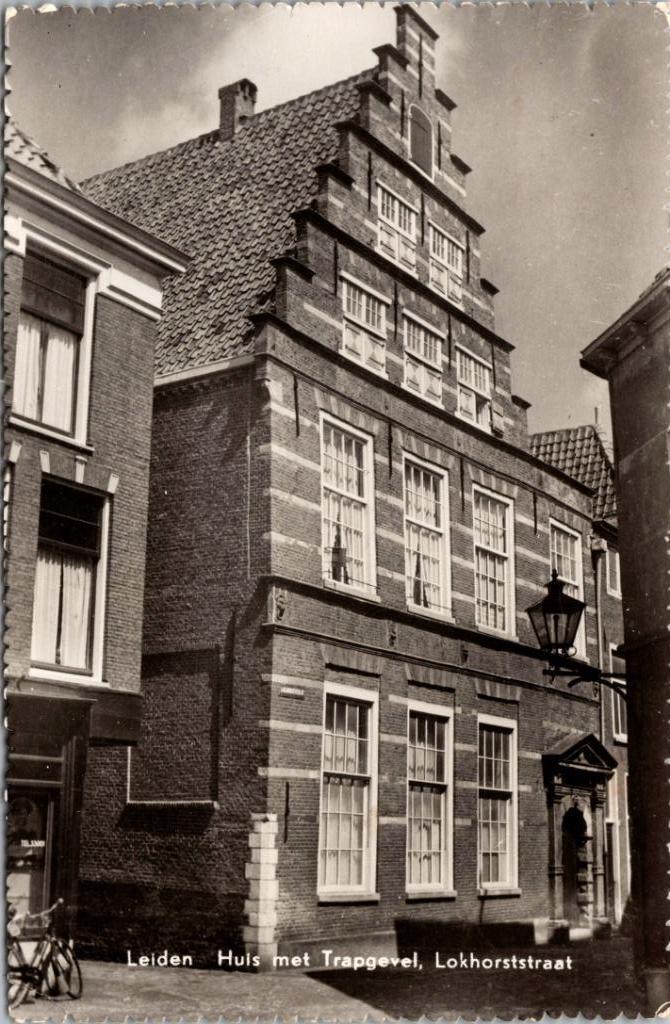 Oude Trapgevel Leiden - 3 ansichtkaarten, Verzamelen, Ansichtkaarten | Nederland, Gelopen, Zuid-Holland, 1940 tot 1960, Verzenden