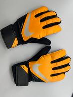 Nike keeper handschoenen maat 6, Sport en Fitness, Voetbal, Ophalen of Verzenden, Zo goed als nieuw, Handschoenen