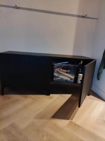 Ikea Kast op Pootjes - Besta - afbeelding 2