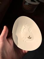 Porseleinen schaaltje, Ophalen of Verzenden, Zo goed als nieuw, Porselein, Bord of Schaal