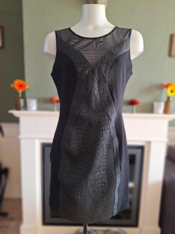 Sisley body cocon lbd jurk 40 gratis verz in NL beschikbaar voor biedingen
