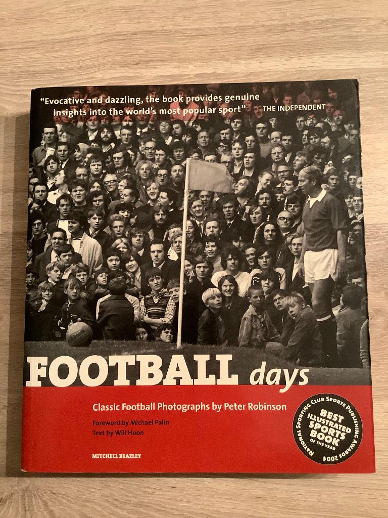 Football Days Classic Football Photographs - Peter Robinson, Ophalen of Verzenden, Zo goed als nieuw, Peter Robinson, Balsport