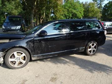 Volvo V70 bj 2012 2.0 diesel D5204T3 AUT  voor demontage. beschikbaar voor biedingen