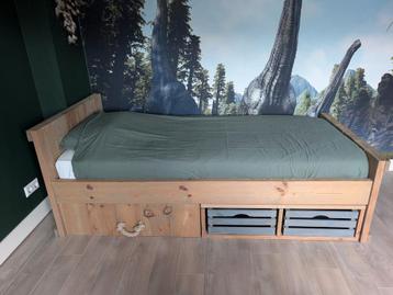 Massief houten bed 90x200 MOET ZSM WEG beschikbaar voor biedingen