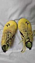 Gebruikte voetbalschoenen hummel maat 27, Sport en Fitness, Voetbal, Ophalen of Verzenden, Gebruikt, Schoenen