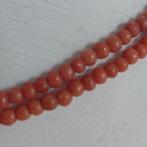 bloedkoraal.dubbelrijig collier 14 k ketting met gouden slot, Sieraden, Tassen en Uiterlijk, Antieke sieraden, Verzenden, Goud