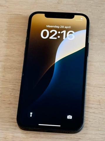 Prachtige iPhone 12 Black 128GB, met 100% batterijconditie! beschikbaar voor biedingen