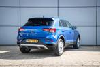 Volkswagen T-Roc 1.5 TSI 150pk DSG Life | Adaptive Cruise |, 12 maanden, Stof, Blauw, Bedrijf