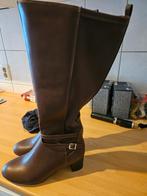 NIEUW Bruine Hoge Laarzen Maat 40 brede schacht, Hoge laarzen, Bruin, Ophalen of Verzenden, Onbekend
