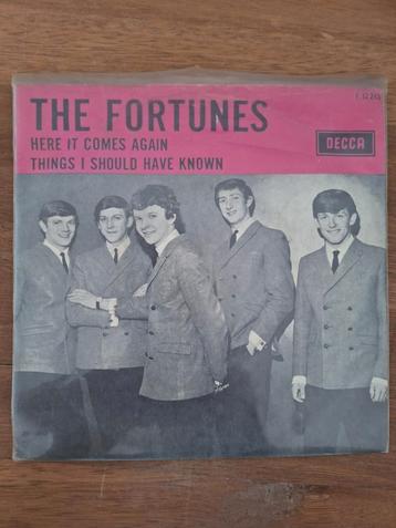 The Fortunes ‎– Here It Comes Again / Things I Should Have  beschikbaar voor biedingen