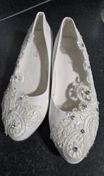 Witte Bruidsschoenen met Kant - Maat 40, Onbekend, Ophalen of Verzenden, Nieuw, Wit