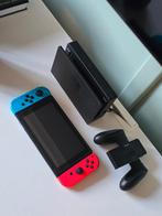 Nintendo Switch, Spelcomputers en Games, Spelcomputers | Nintendo Switch, Ophalen of Verzenden, Zo goed als nieuw, Met 2 controllers
