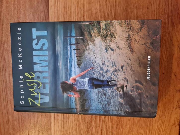 Sophie McKenzie - Zusje vermist, Boeken, Kinderboeken | Jeugd | 13 jaar en ouder, Zo goed als nieuw, Ophalen of Verzenden