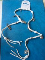Touwtjesketting met bedeltjes (NIEUW), Overige merken, Overige materialen, Nieuw, Ophalen of Verzenden