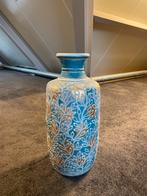 Blauwe Vaas met Bloemmotief, Huis en Inrichting, Woonaccessoires | Vazen, Ophalen, Blauw, Aardewerk of Porselein, Zo goed als nieuw