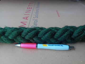 Soepel zacht dik afzetkoord legergroen beschikbaar voor biedingen