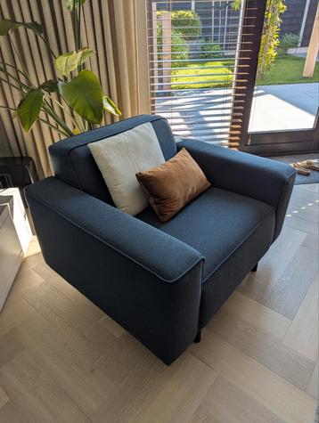 Blauwe Fauteuil (InHouse) beschikbaar voor biedingen