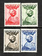 897 nvph 279-282 kinderzegels 1935 ongebruikt zie scans., Postzegels en Munten, Postzegels | Nederland, Ophalen of Verzenden, T/m 1940
