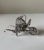 Kruiwagen met mand en kippen, zilver gemerkt., Ophalen of Verzenden, Zilver