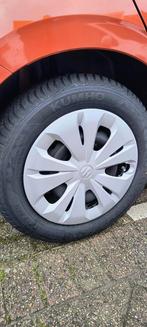 4 Nieuwe Originele Suzuki Wieldoppen 15 inch, Auto diversen, Wieldoppen, Ophalen of Verzenden, Nieuw