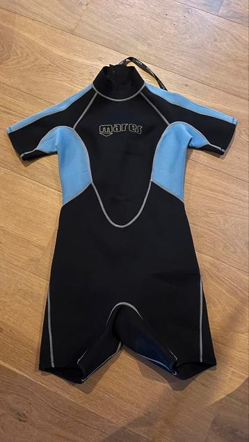 Shorty Mares 2mm beschikbaar voor biedingen