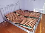 2 persoons metalen bed met lattenbodem, Huis en Inrichting, Slaapkamer | Bedden, Ophalen, Verstelbaar, Eenpersoons, Zo goed als nieuw