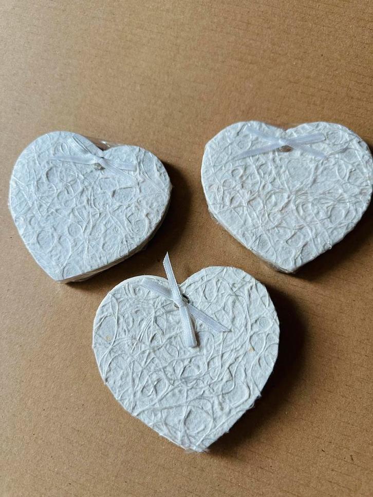 Mini fotoalbums van geschept papier, Huis en Inrichting, Woonaccessoires | Onderzetters, Zo goed als nieuw, Glas of Kopje, Ophalen of Verzenden