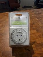 2x Sencys compacte mechanische dagelijkse timer, Ophalen of Verzenden, Nieuw, Stekker