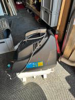 Ferm compressor, Doe-het-zelf en Verbouw, Compressors, Ophalen, 6 tot 10 bar, Zo goed als nieuw, Minder dan 200 liter/min
