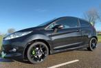 Ford Fiesta 1.6 Metal ‘Monster Edition’ 133pk zwart metallic, Auto's, Voorwielaandrijving, Zwart, Zwart, Handgeschakeld