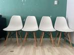 Witte stoelen, Huis en Inrichting, Stoelen, Wit, Zo goed als nieuw, Vier, Ophalen