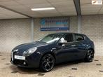 Alfa Romeo Giulietta 1.4 Turbo, model 2017, Clima, Navi, Cru, Auto's, Alfa Romeo, Origineel Nederlands, Te koop, Zilver of Grijs