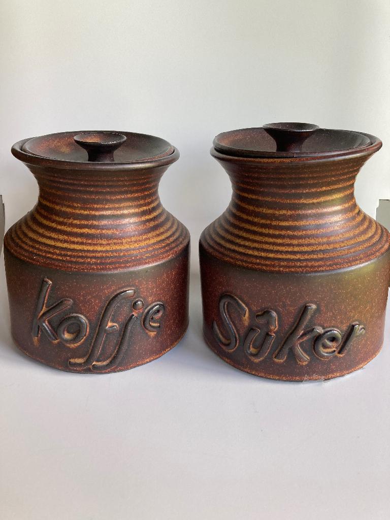 Keramiek potten mat bruin Friesland Suker Kofje pottenbakker, N, N, Overige typen, Ophalen of Verzenden