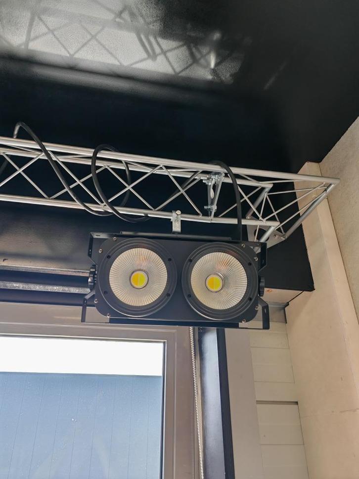 DJLicht 2 Eyes LED Blinder Indoor 200W Wit + Warm Wit, Muziek en Instrumenten, Licht en Laser, Nieuw, Licht, Geluidgestuurd, Kleur