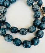 Vintage blauw gemarmerde kralen ketting, Sieraden, Tassen en Uiterlijk, Kettingen, Ophalen of Verzenden, Nieuw, Blauw, Overige materialen