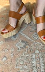 Massimo Dutti platform sandalen (maat: 39), Sandalen of Muiltjes, Ophalen of Verzenden, Zo goed als nieuw, Zwart