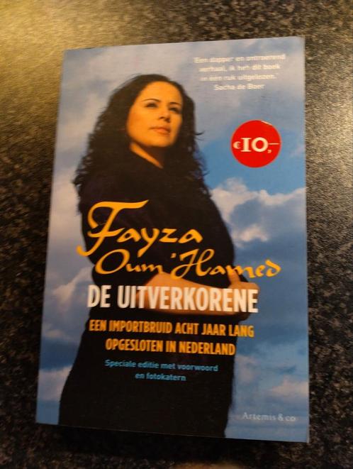 Fayza Oum'Hamed - De uitverkorene, Boeken, Overige Boeken, Zo goed als nieuw, Ophalen