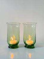 2x windlicht of vaas, groen glas, Ophalen of Verzenden