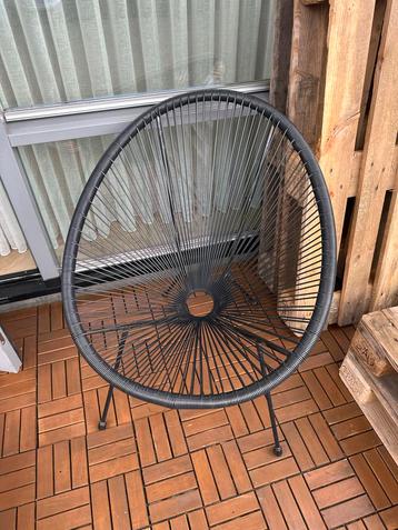 Zwarte Tuinstoel beschikbaar voor biedingen
