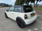 Mini 1.6 16V Cooper, Beige/Black Uitvoering, Apk 08-2026!!, Voorwielaandrijving, Stof, 4 stoelen, Beige